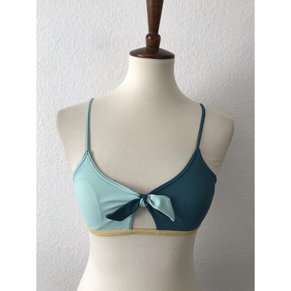 Byrds of Paradise Swim Color Block Triangle Bikini Top Swimwear - Picture 1 of 8